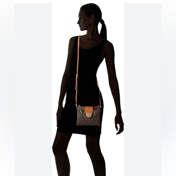 Michael Kors Fulton Crossbody Bag Brown Monogram - Picture 17 of 17